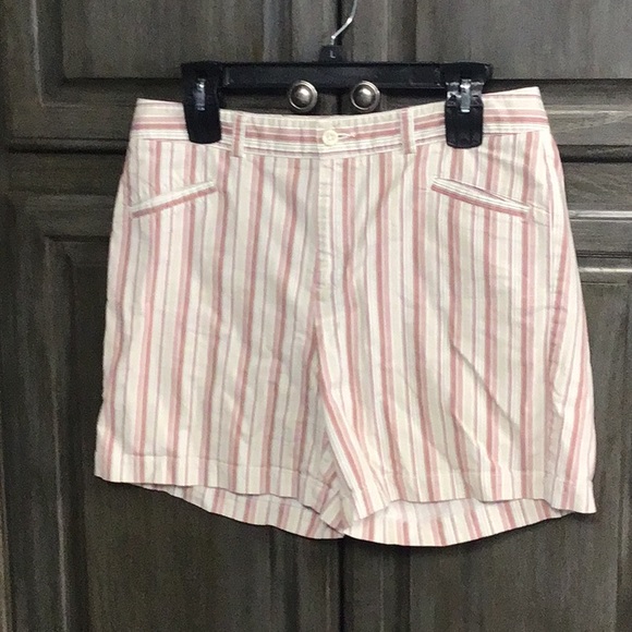 Dockers Pants - Dockers women’s 🩳 shorts